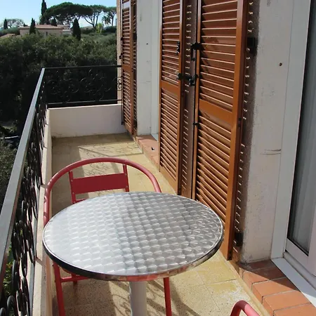 2 Pieces Calme Et Fonctionnel *